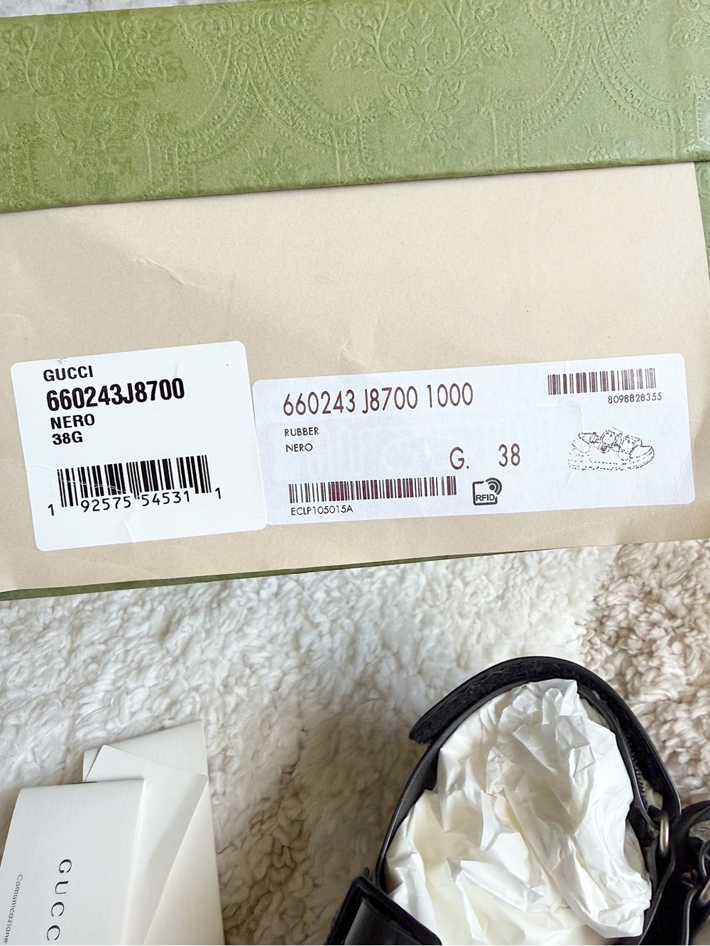 Auth GUCCI black dad rubber platform sandals 38 + box - Picture 7 of 9